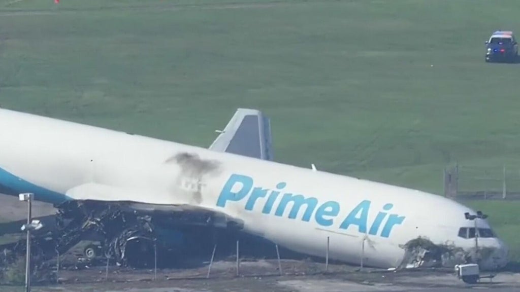 Amazon suspends partnership with 21 Air after crash at Miami International Airport — CBS Miami, Key Biscayne Community news