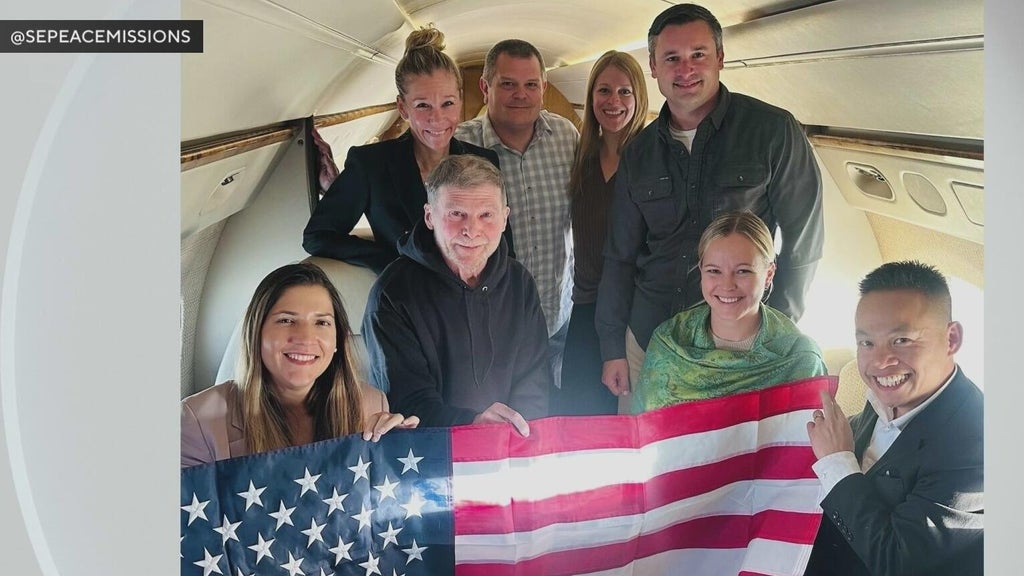 American freed after more than 4 years in Russian prison arrives in Texas — CBS Miami, Key Biscayne Community news