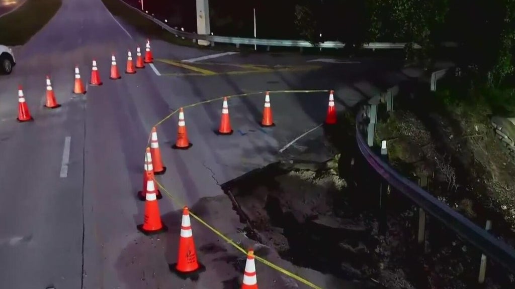 Davie road collapses after water main break, police say — Key Biscayne Community news