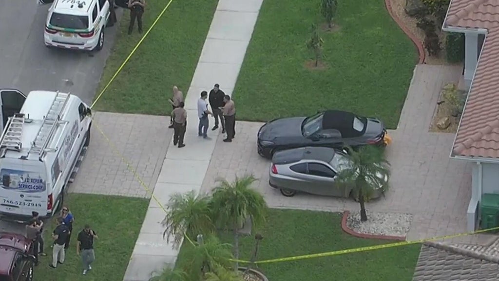 Man dead, woman hospitalized after domestic shooting in southwest Miami-Dade neighborhood, deputies say — CBS Miami, Key Biscayne Health news