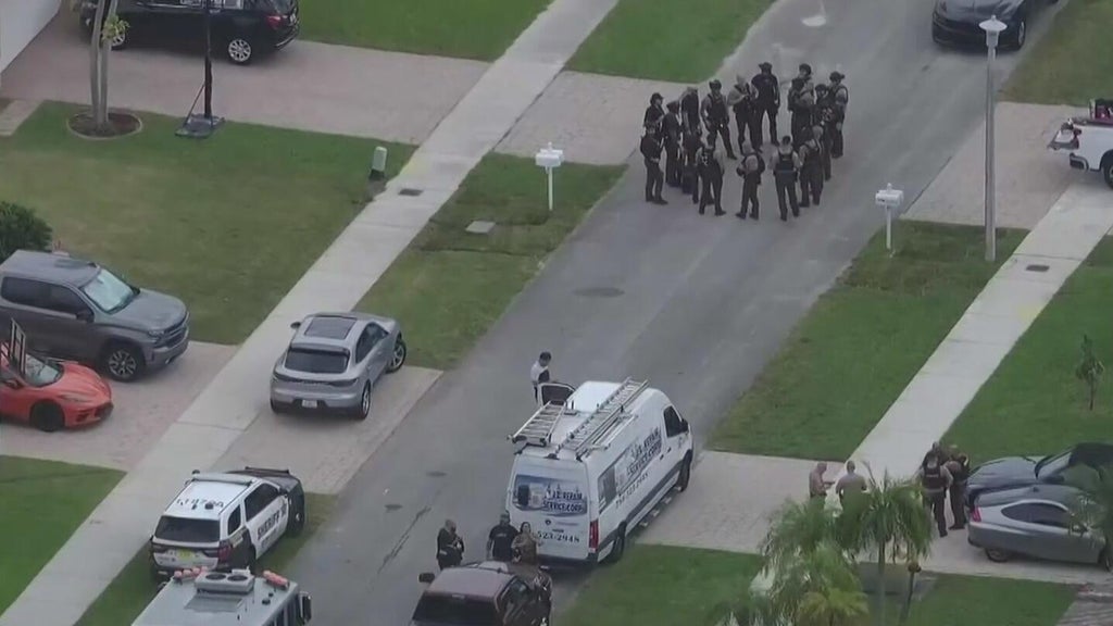 Man shot woman and fatally turned the gun on himself at SW Miami-Dade home, deputies say — CBS Miami, Key Biscayne Community news
