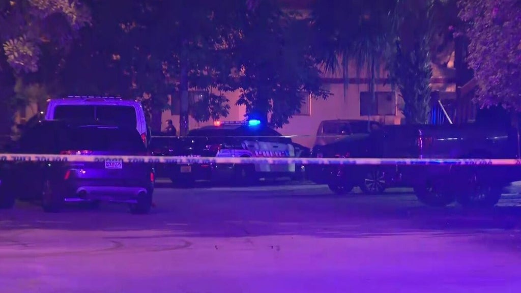 Deadly double shooting under investigation in Lauderhill, police say — CBS Miami, Key Biscayne Community news