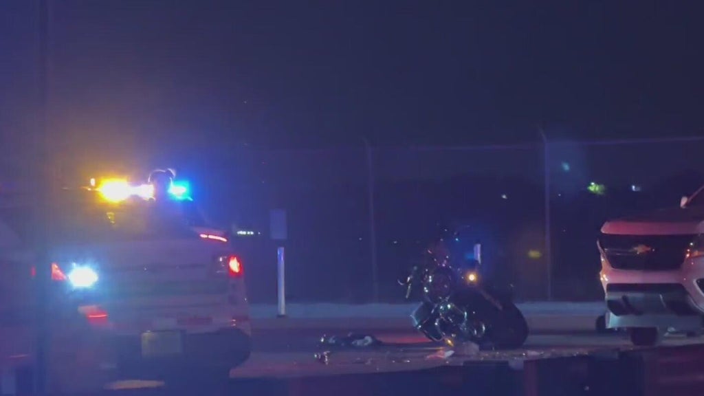 Large investigation underway after crash involving motorcycle in Miami Lakes — CBS Miami, Key Biscayne Community news