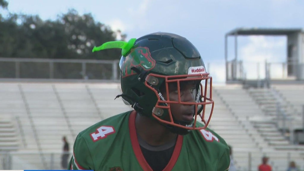 McArthur High School safety Jaylyn Jones is a 2026 Nat Moore Trophy nominee — Key Biscayne Schools news