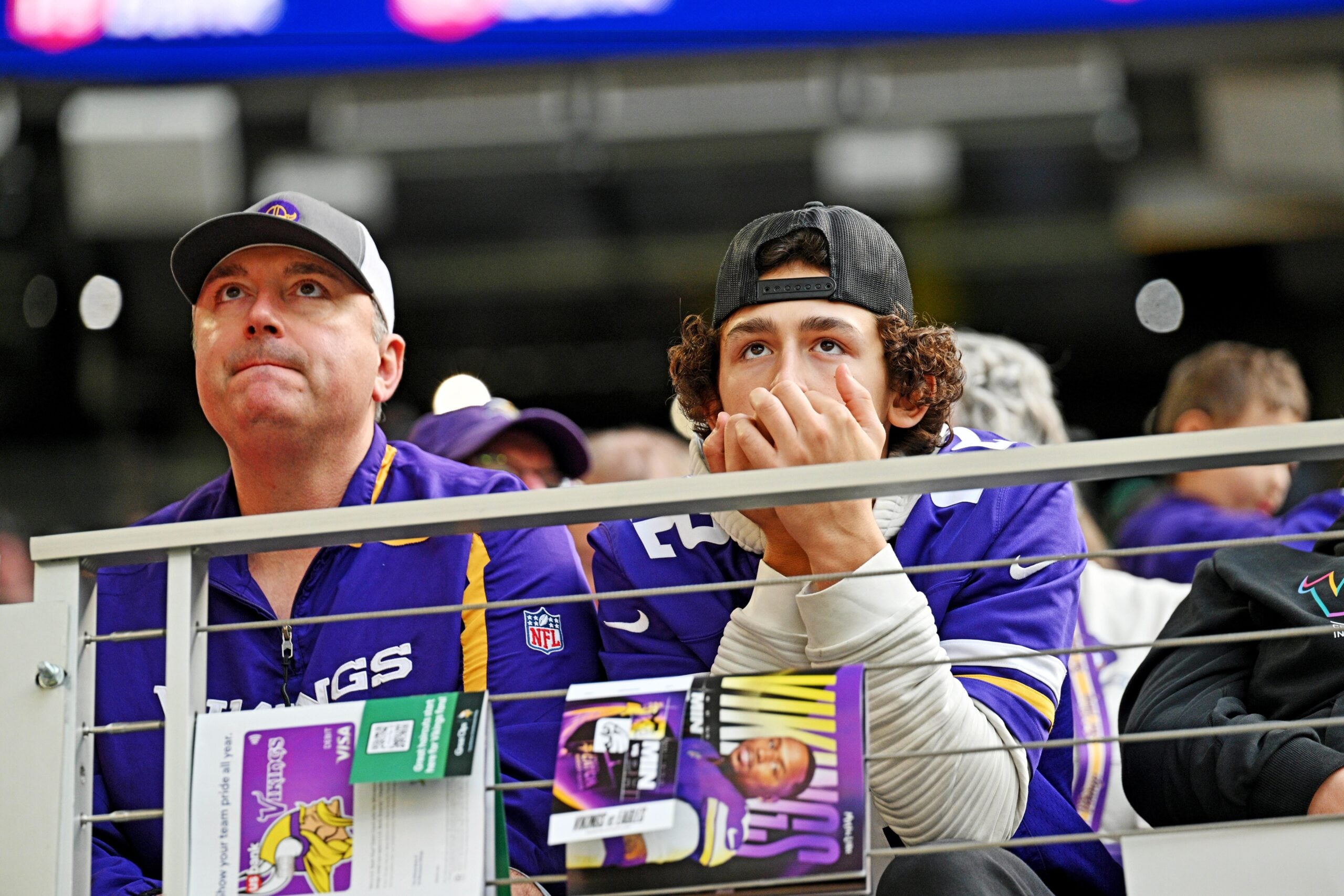 Does a Vikings Rookie See the Alarm Bells Start Sounding Soon? — Vikings Territory, Key Biscayne Sports news
