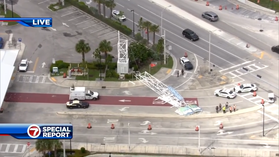 Golden Glades signage, tower falls on road near Park & Ride in NW Miami-Dade — WSVN 7 Miami-Dade, Key Biscayne Community news