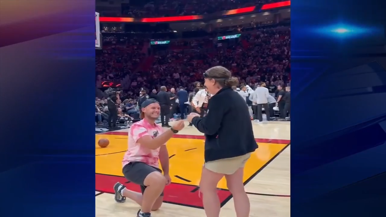 Miami Heat fan proposes to girlfriend during game — Key Biscayne Sports news