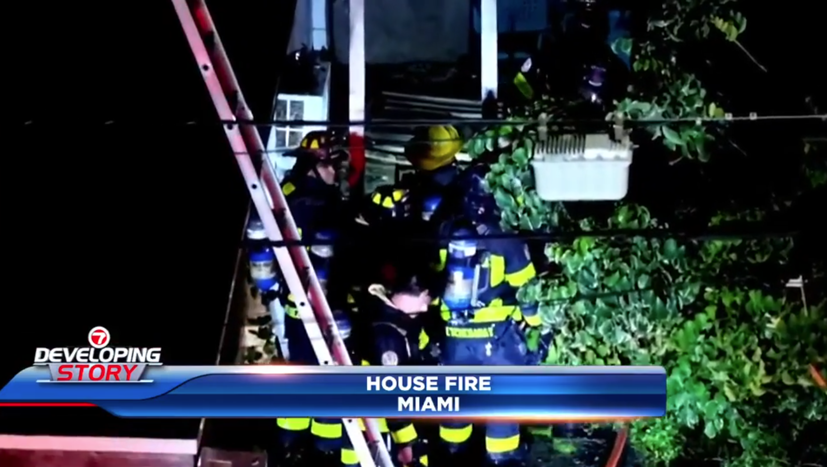 Elderly woman, 3 others displaced and pet cat killed after fire ignites in Miami duplex — WSVN 7 Miami-Dade, Key Biscayne Community news