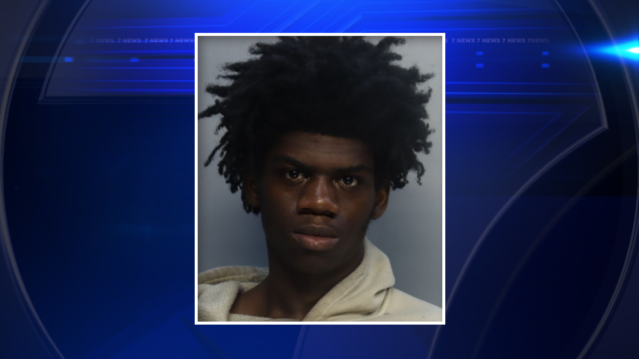 Masked man arrested with stolen gun after trying to open car doors in Hialeah, police say — Key Biscayne Community news